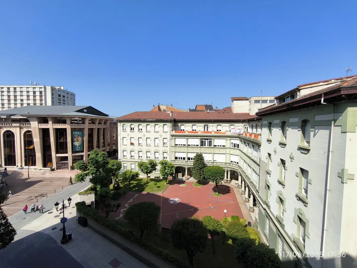 Außenansicht von Wohnung zum Verkauf in Oviedo  mit Heizung und Abstellraum