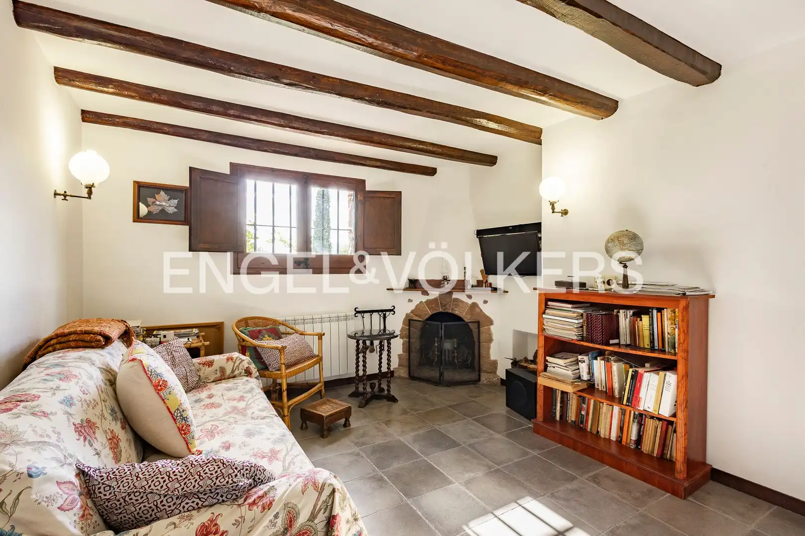 Sala d'estar de Finca rústica en venda en Bigues i Riells del Fai amb Calefacció, Jardí privat i Terrassa