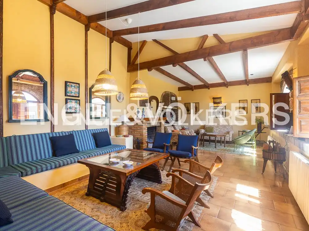 Casa rústica con piscina en venta en Requena, imagen 13