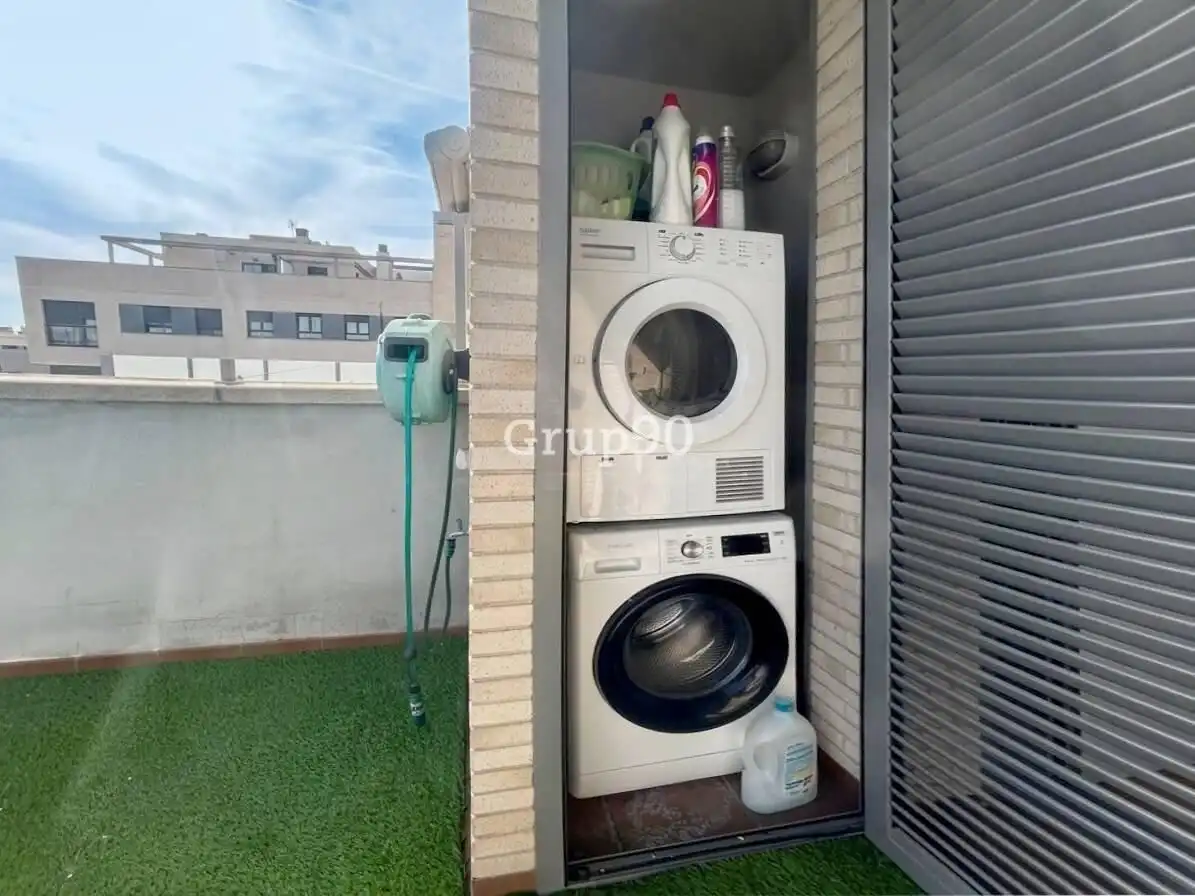Terraza de Casa adosada en venta en Lleida con Aire acondicionado, Calefacción y Jardín privado