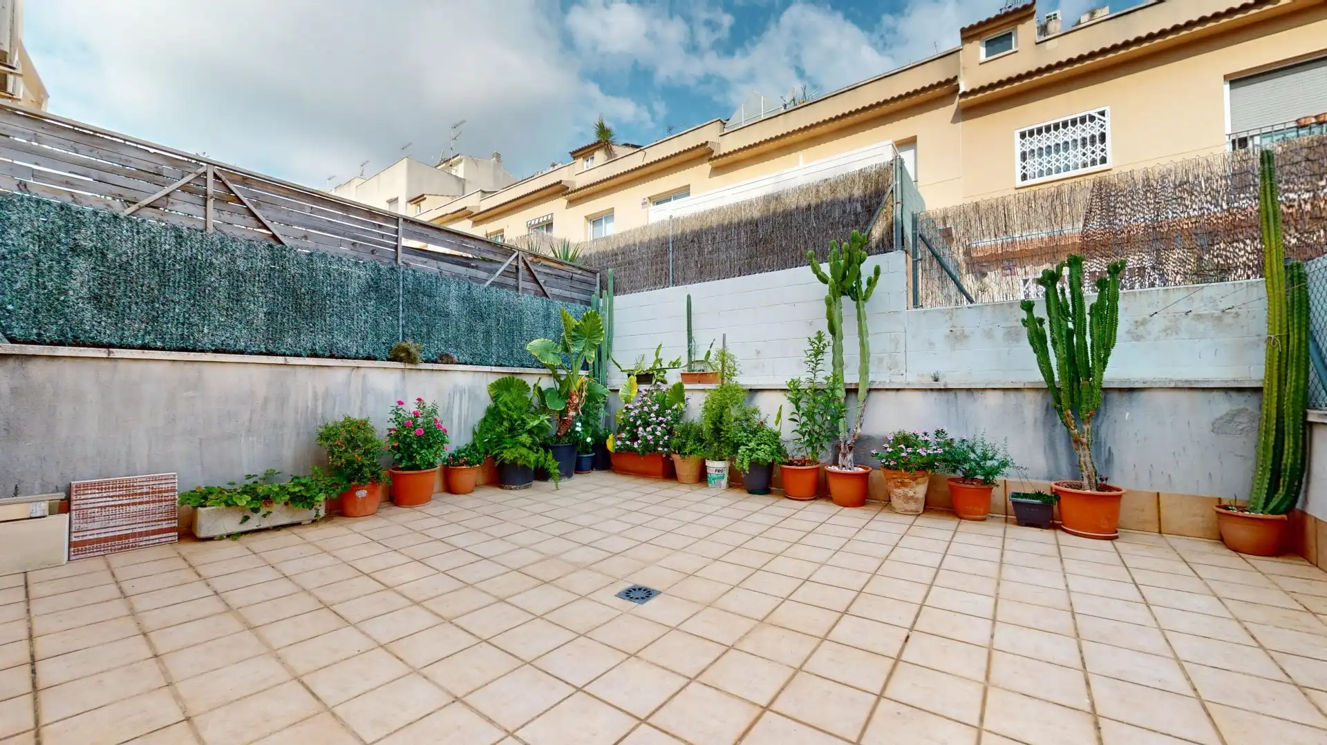 Terraza de Casa adosada en venta en Vilanova i la Geltrú con Calefacción y Terraza