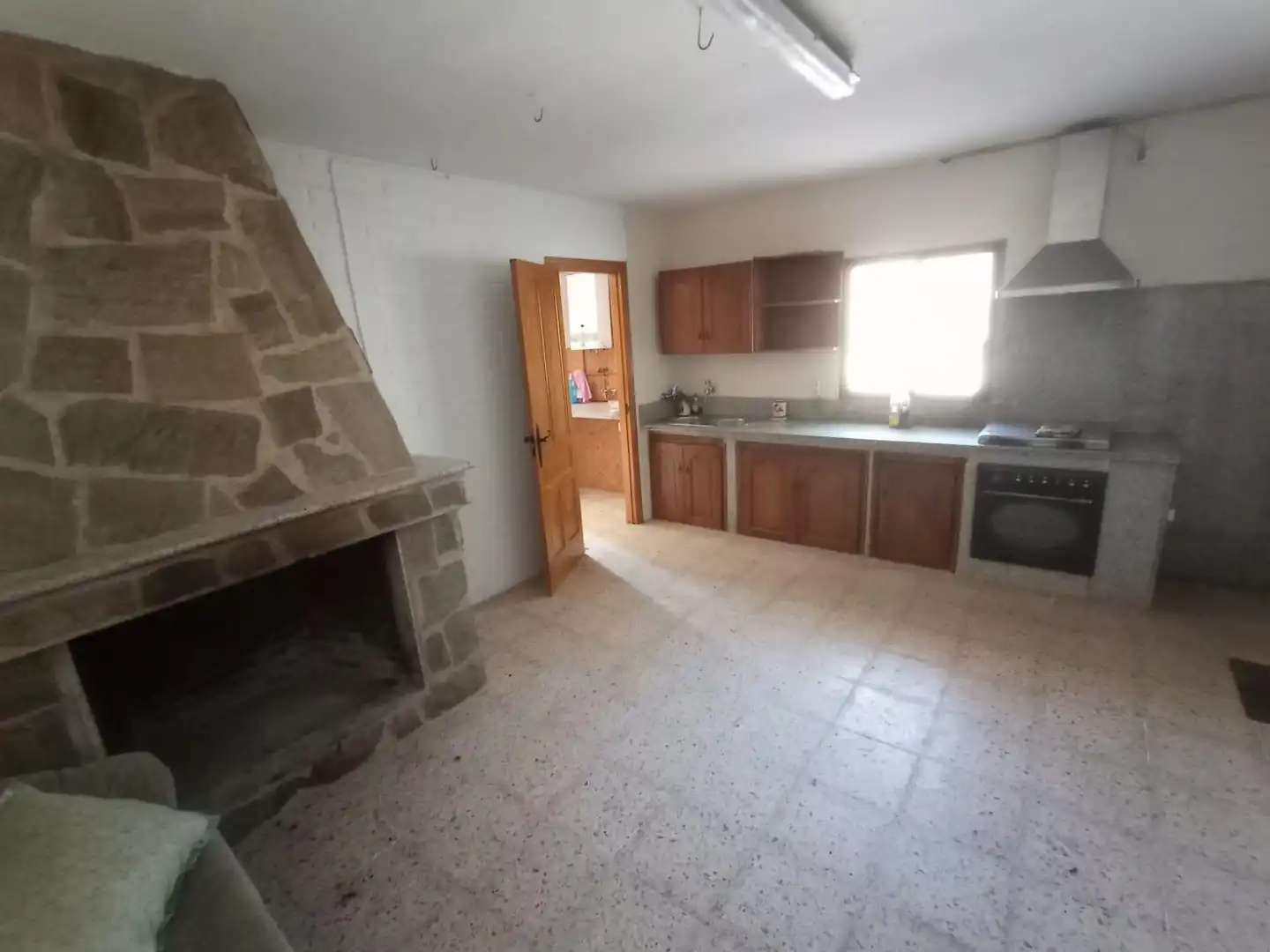 Cuina de Casa o xalet en venda en Cáceres amb Aire condicionat, Calefacció i Jardí privat