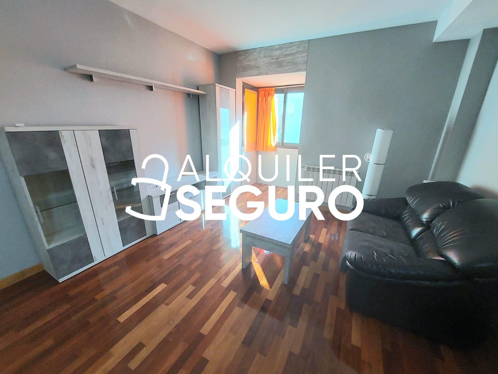 Bedroom of Flat for rent in  Madrid Capital  with Air Conditioner, Heating and Furnished