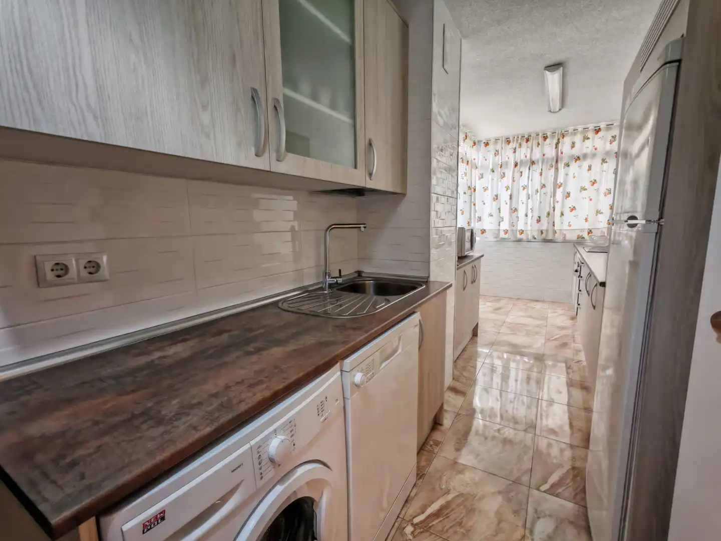 Wohnung zur Miete in Calle Nápoles, Sur - PAU 4