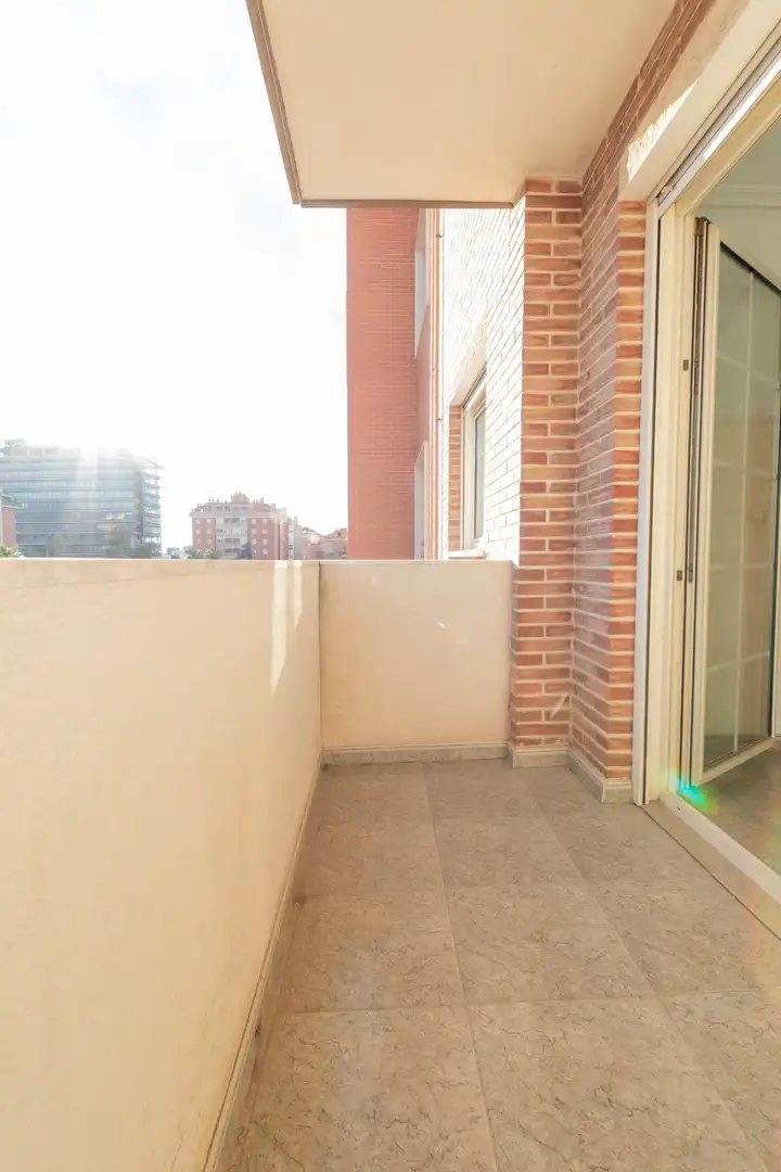 Flat with terrace to rent in Paseo FLORENCIA, imagen 26