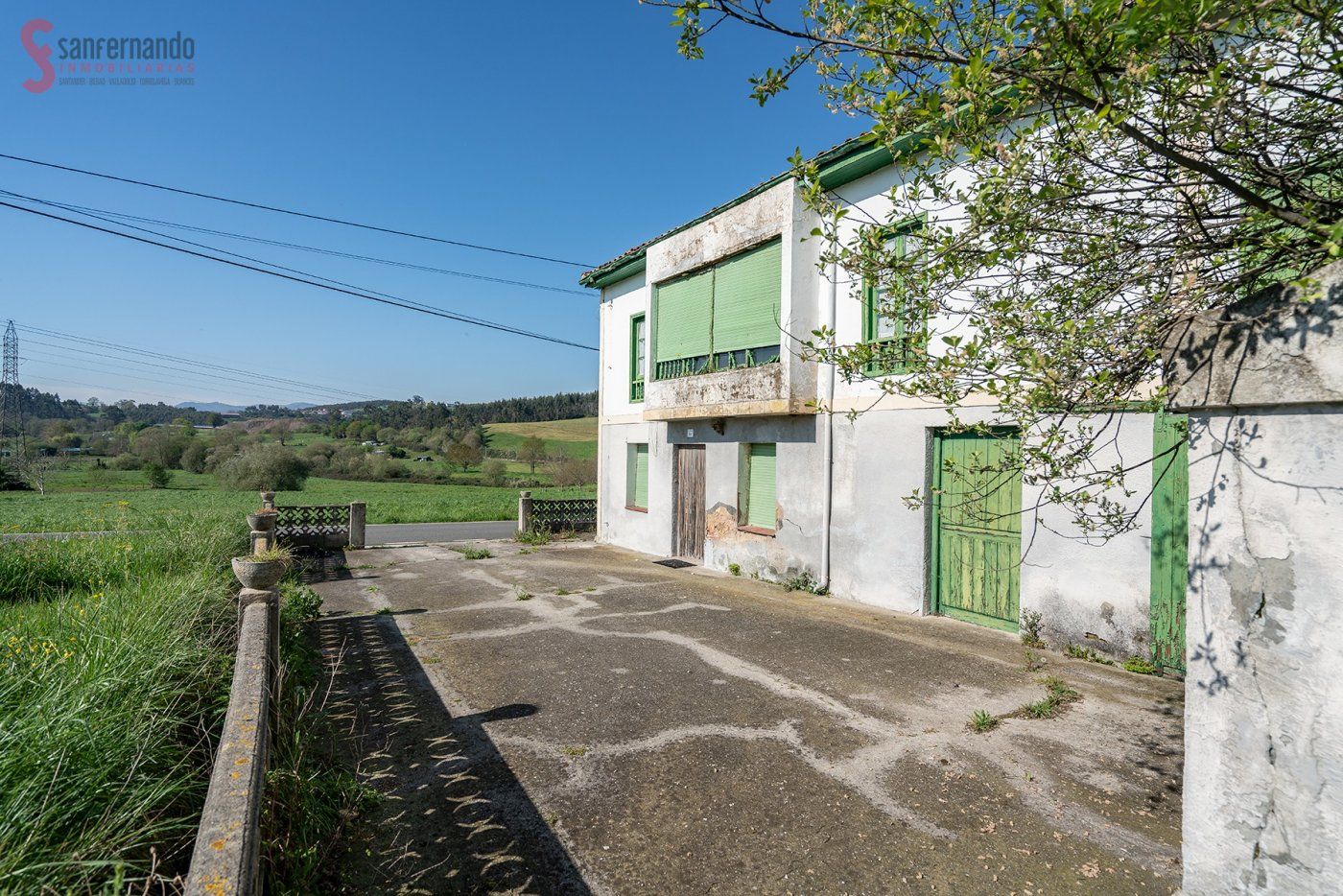 Exterior view of House or chalet for sale in Polanco  with Private garden, Terrace and Storage room