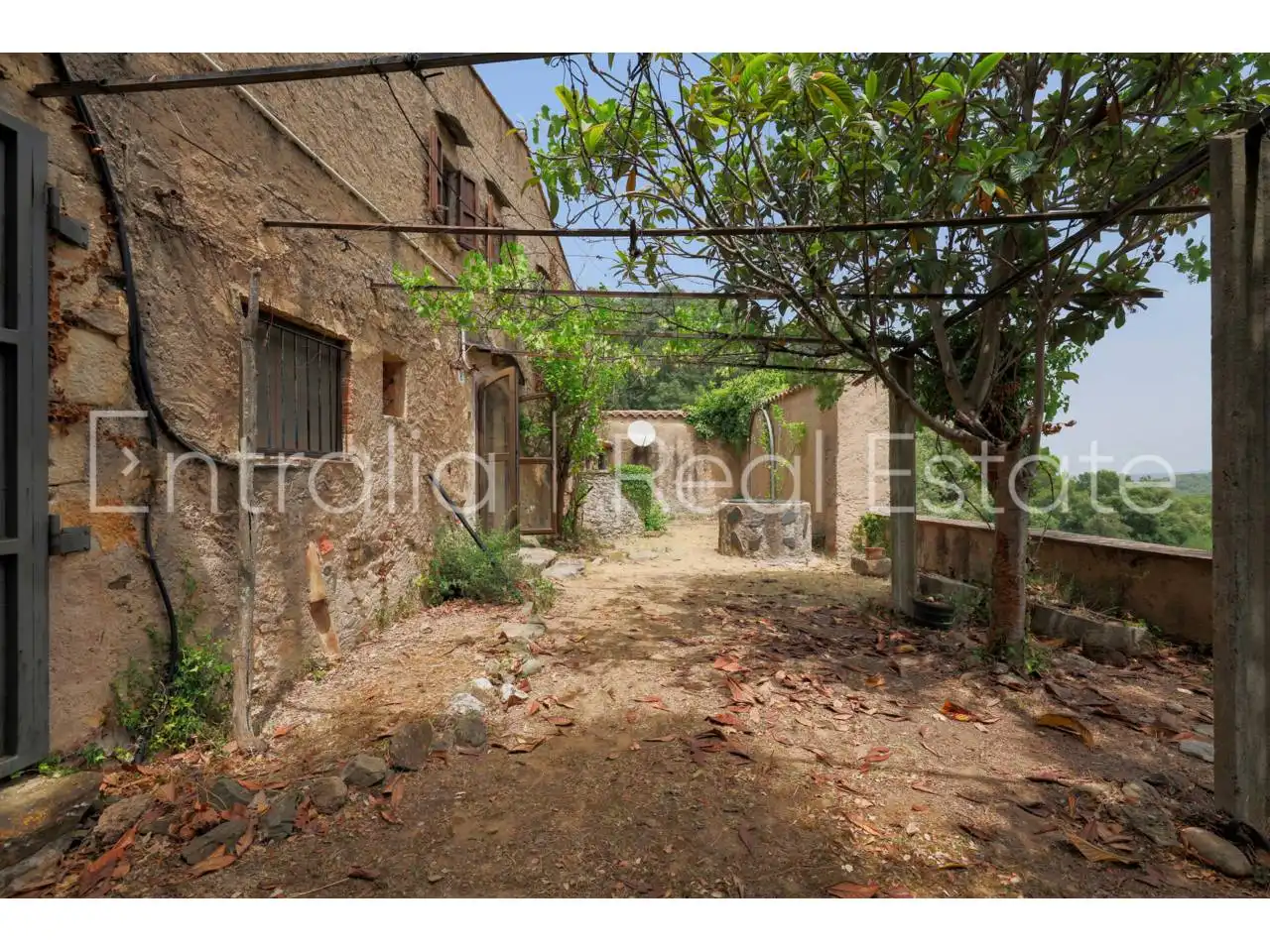 Finca rústica en venta en Celrà con Jardín privado