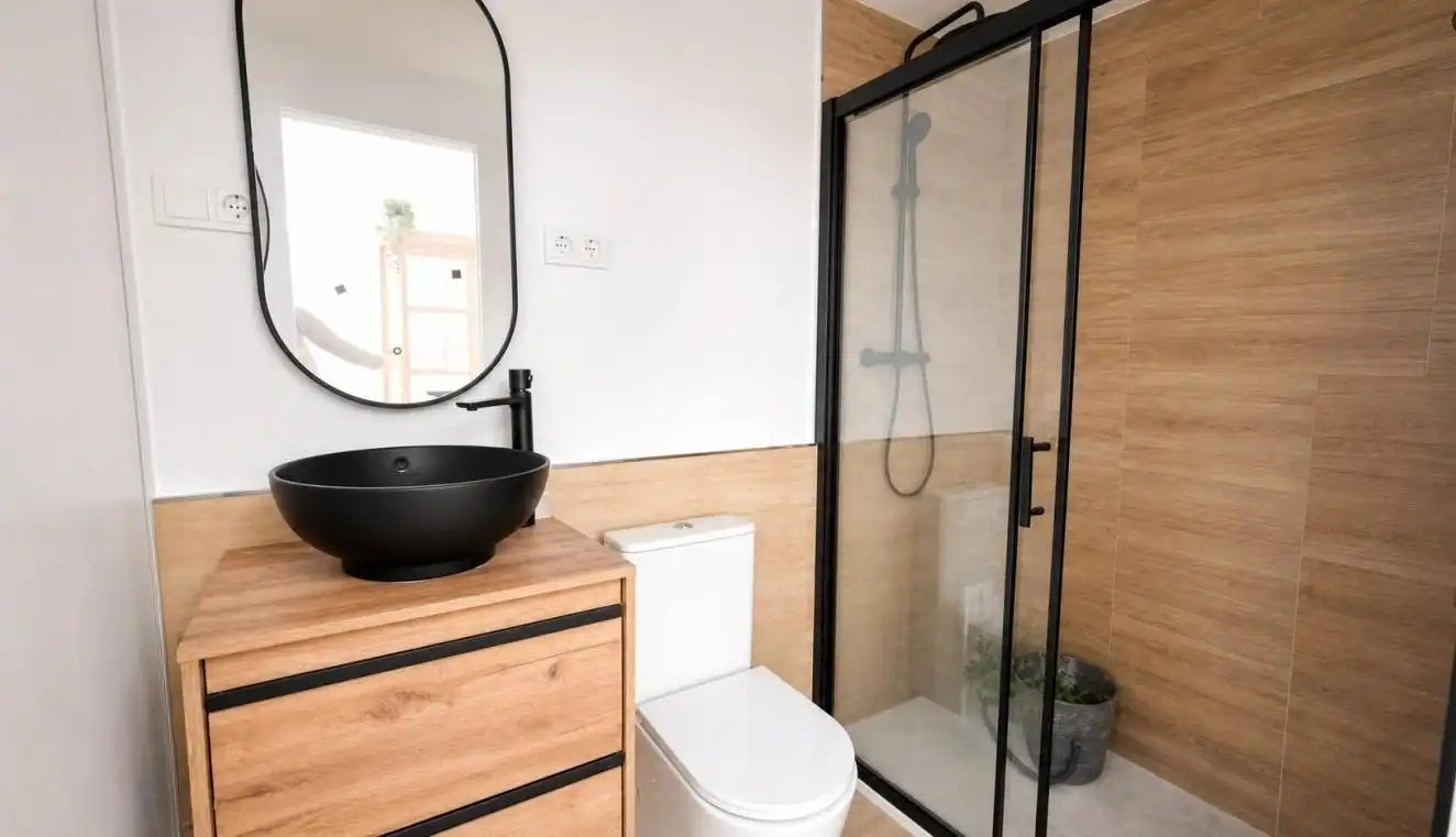 Bany de Planta baixa en venda en Cádiz