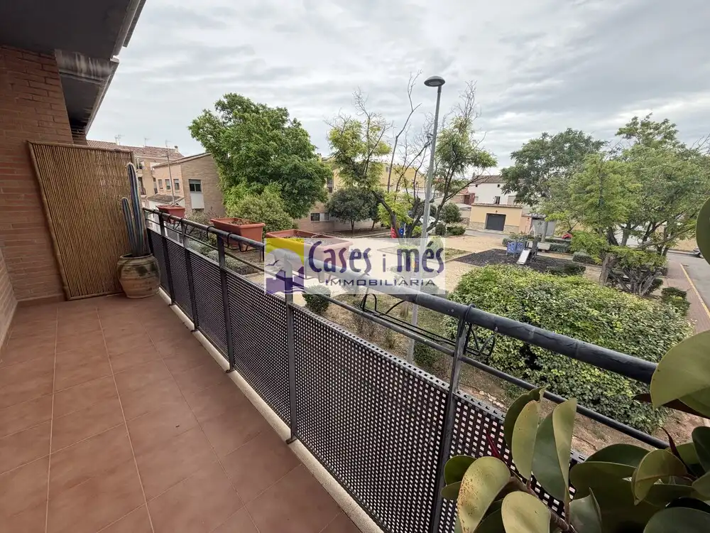 Terrasse von Einfamilien-Reihenhaus zum Verkauf in Albalat dels Tarongers mit Klimaanlage, Heizung und Terrasse