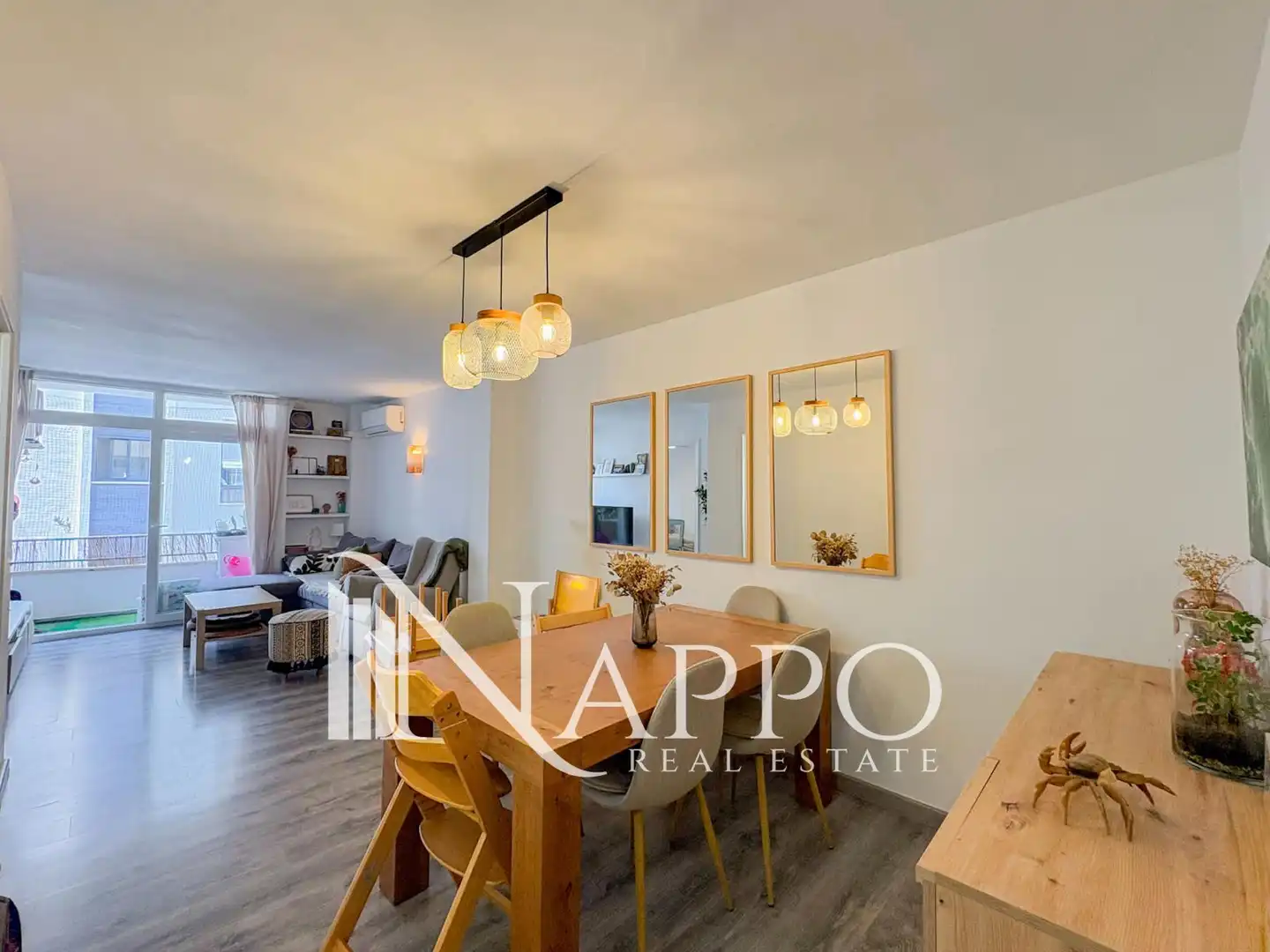 Comedor de Piso en venta en  Palma de Mallorca con Aire acondicionado, Terraza y Amueblado