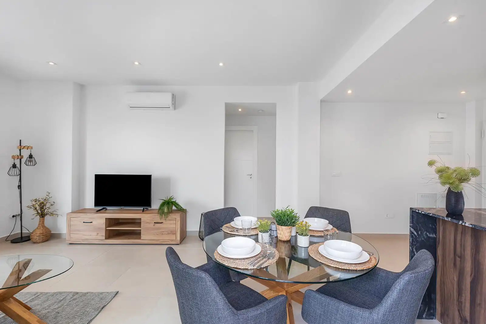 Esszimmer von Erdgeschoss zum Verkauf in Orihuela mit Klimaanlage, Terrasse und Möbliert