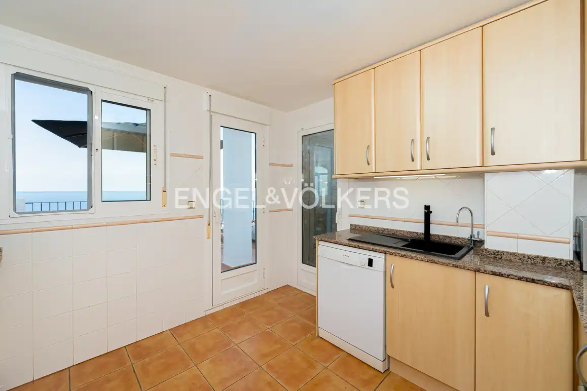 Casa adosada en venta en Calle Finlandia, 182, Poble Nou - Montiboli