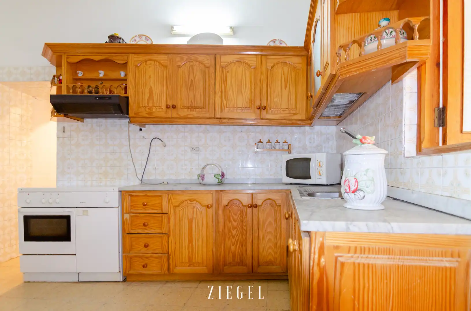 Kitchen of Houses for sale in Vega de San Mateo  with Private garden, Terrace and Storage room