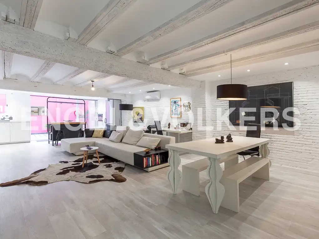 Sala d'estar de Pis de lloguer en Valencia amb Aire condicionat, Calefacció i Terrassa