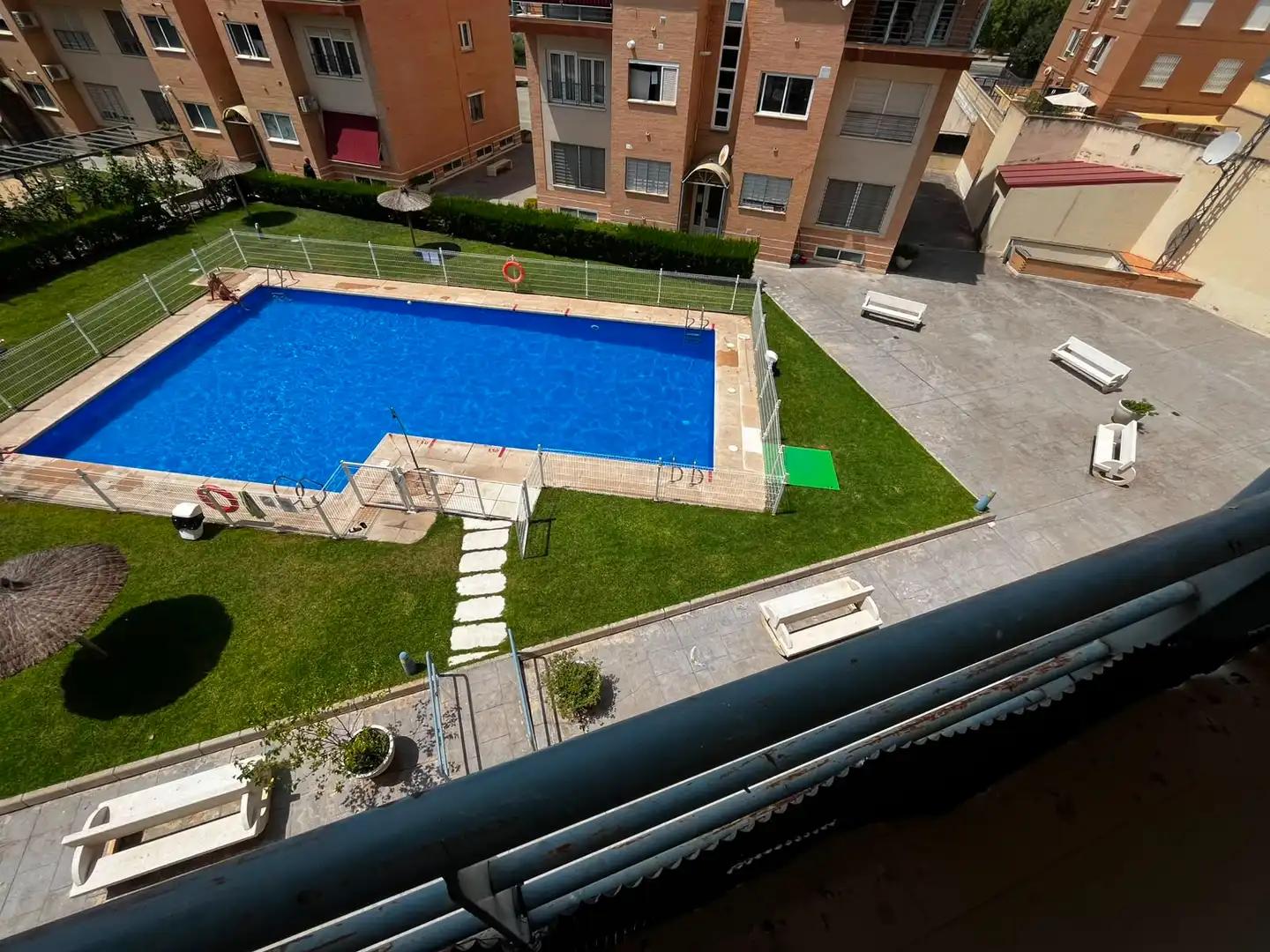 Schwimmbecken von Maisonette zur Miete in Ciudad Real mit Möbliert