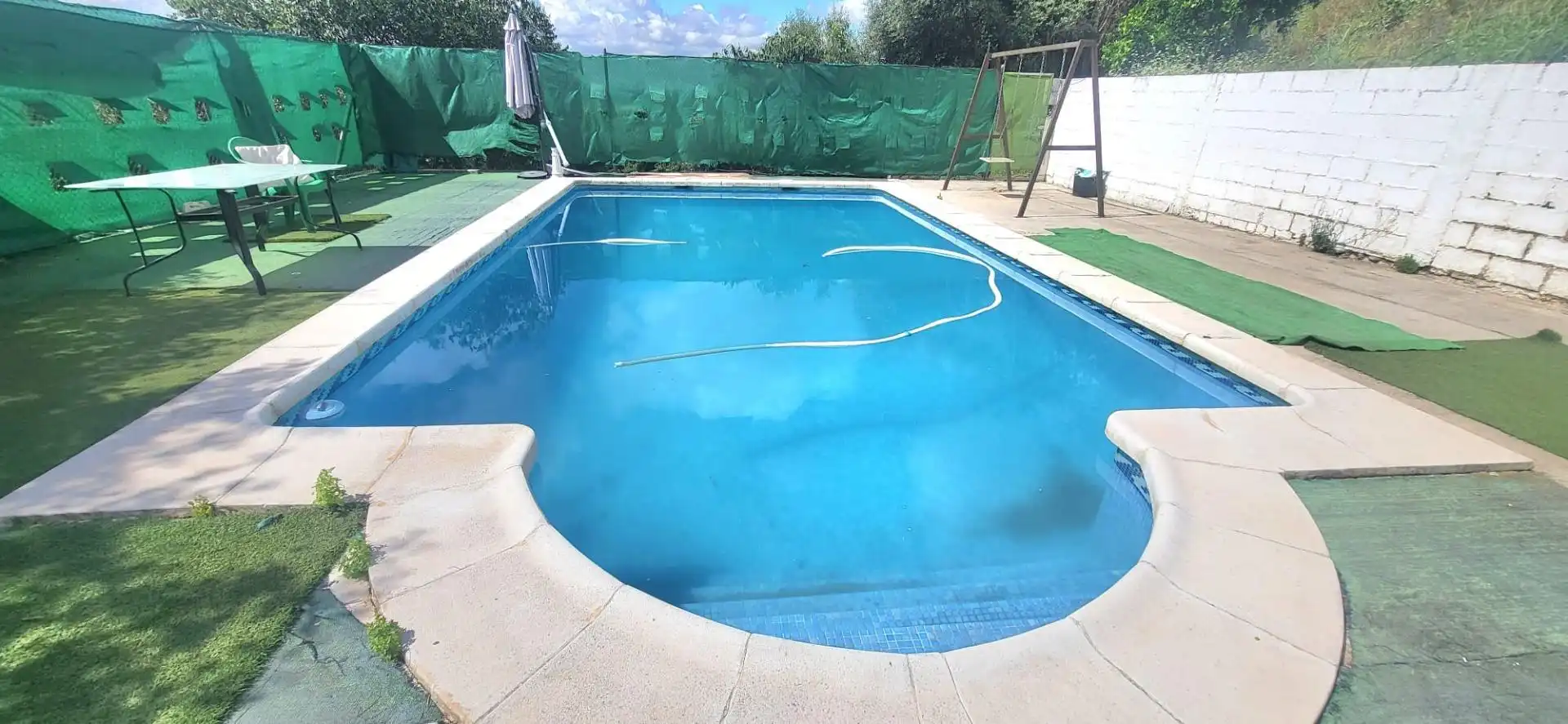 Piscina de Finca rústica en venta en Almodóvar del Río con Aire acondicionado, Jardín privado y Terraza