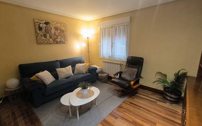 Living room of Flat for sale in Donostia - San Sebastián   with Heating, Furnished and Oven