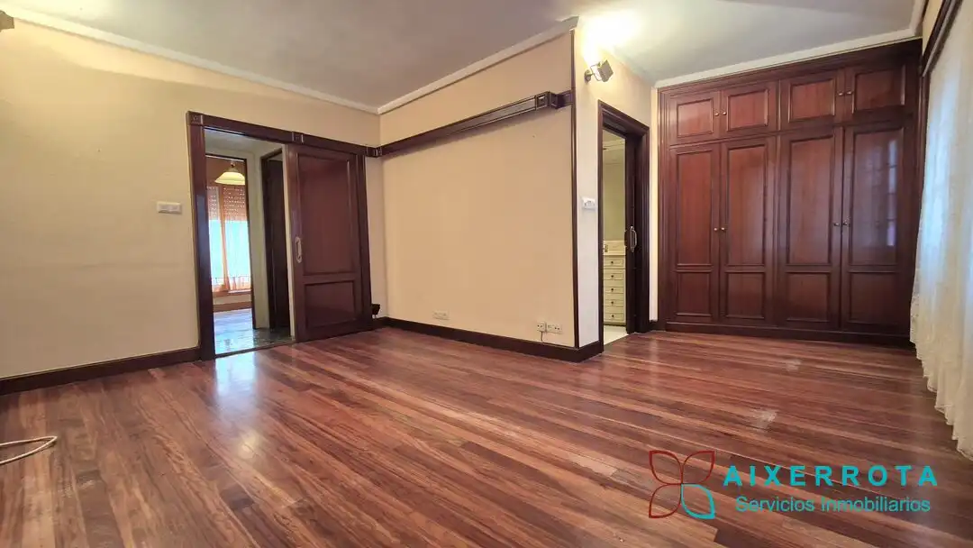 Piso en venta en Getxo  con Calefacción, Terraza y Trastero
