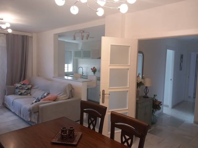 Piso en Alquiler en Calle Hermano Fermín en Centro - Calzada - Cabo Noval