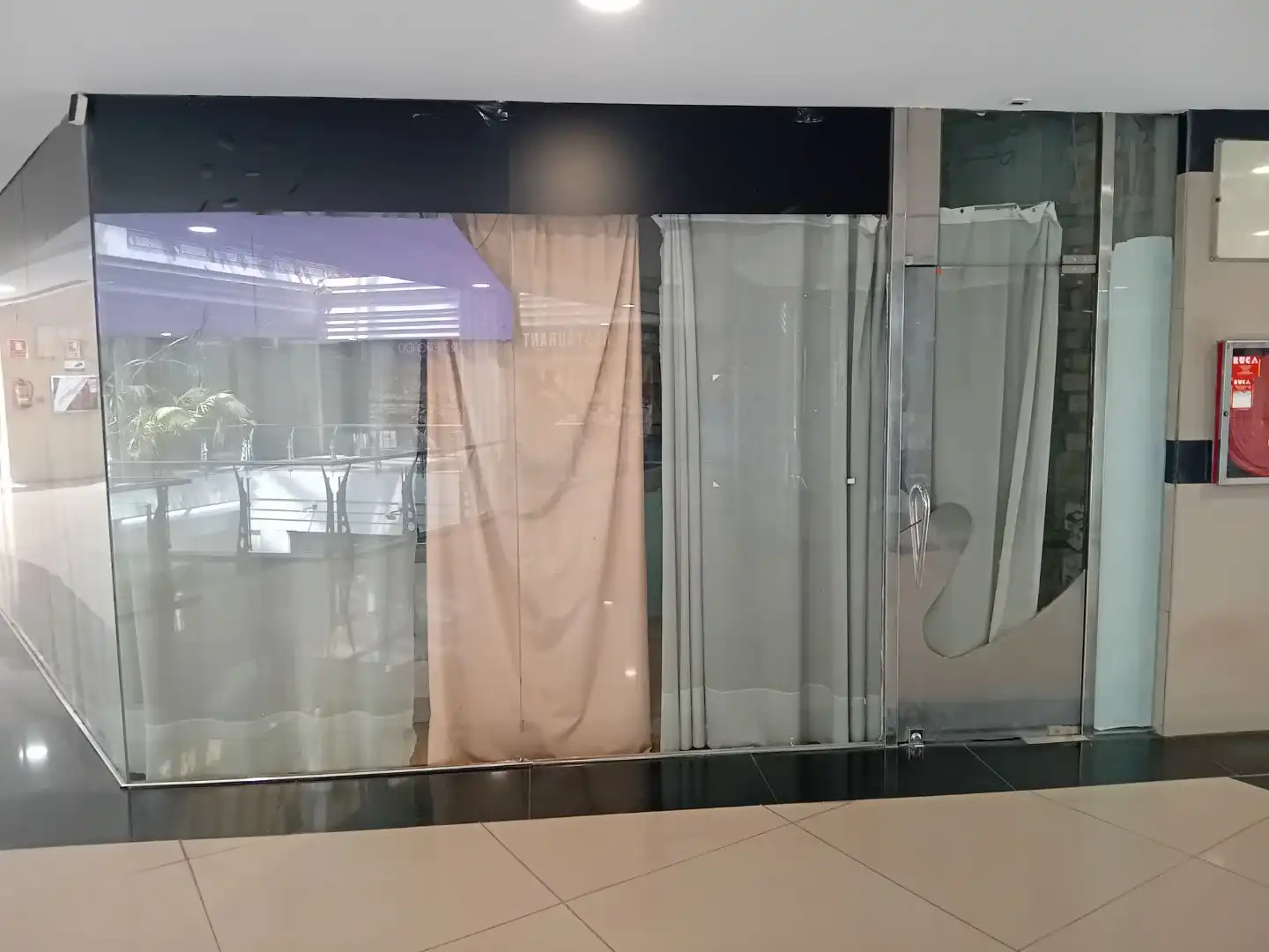 Local comercial de lloguer a Larga 23, imagen 4
