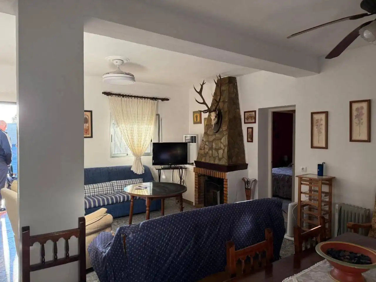 Sala de estar de Casa o chalet en venta en Carmona con Aire acondicionado, Calefacción y Jardín privado