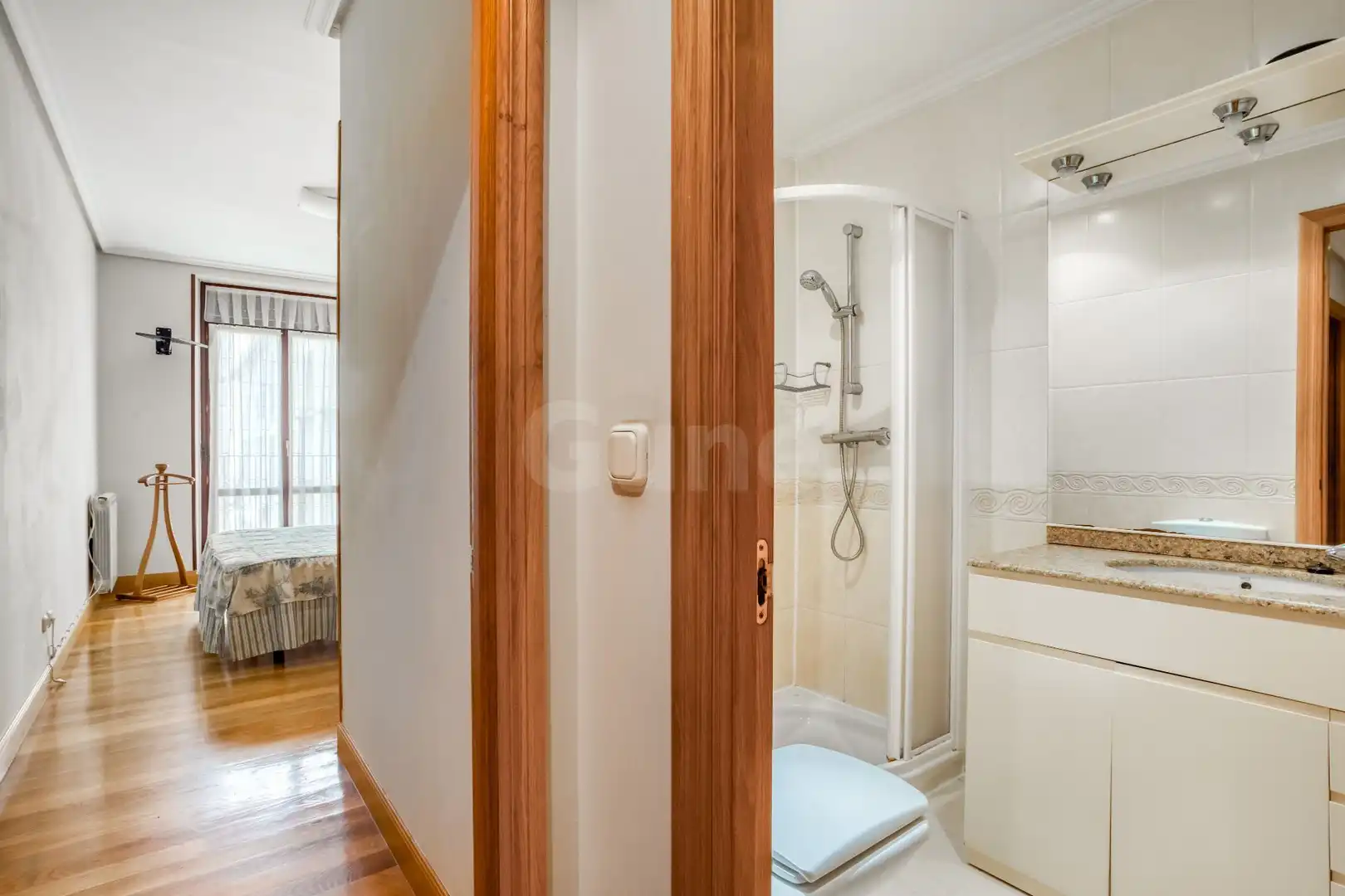 Badezimmer von Wohnung zum Verkauf in Donostia - San Sebastián  mit Heizung