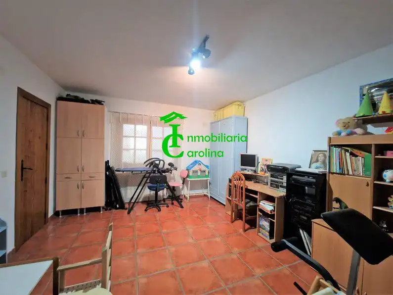 Houses for sale in La Carolina  with Air Conditioner, Heating and Private garden