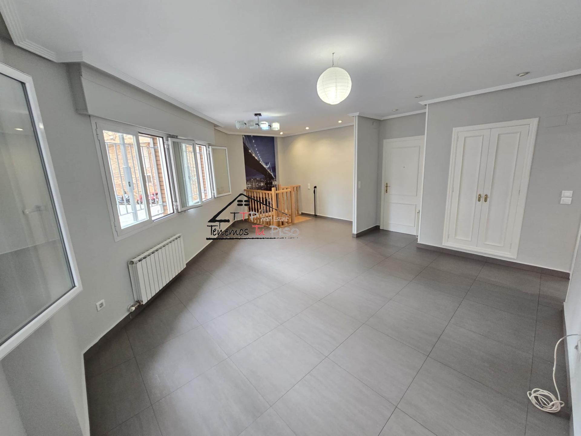 Flat for sale in  Zaragoza Capital  with Heating and Terrace