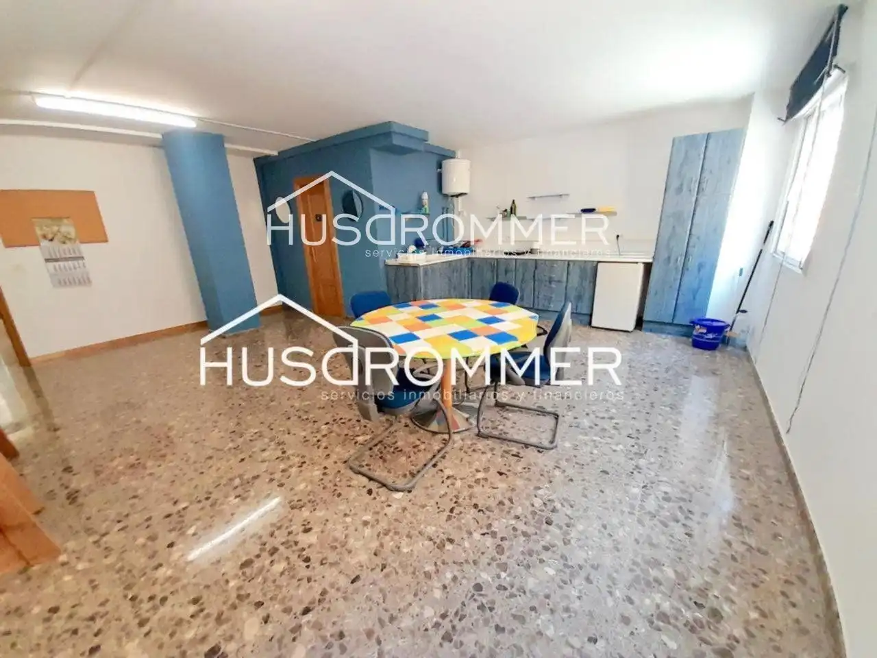 Büro zur Miete in Francesc Tàrrega, Piscinas
