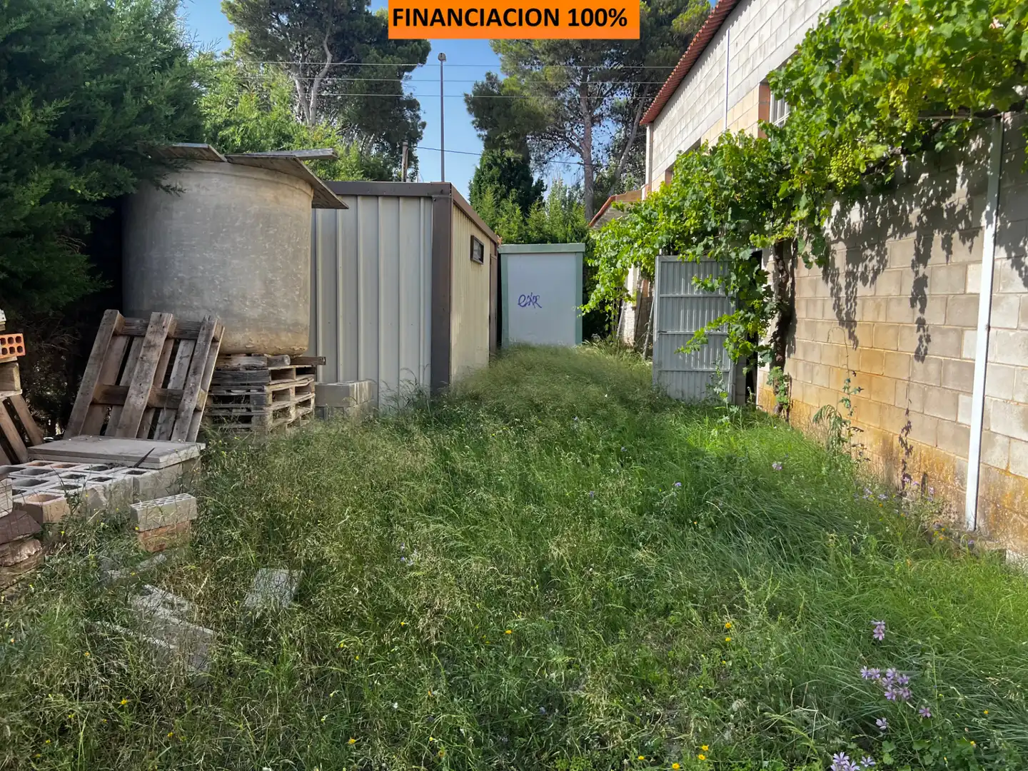 Casa o xalet en venda en La Muela amb Jardí privat