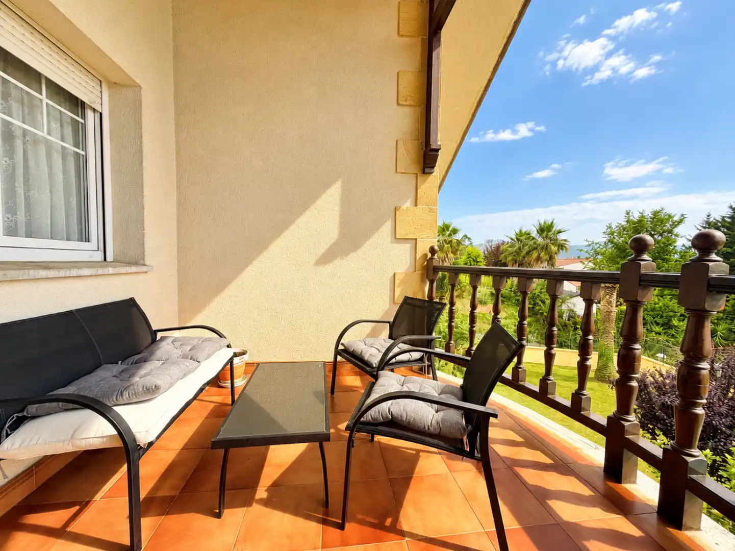 Terrasse von Haus oder Chalet zum Verkauf in Piélagos mit Heizung, Privatgarten und Terrasse