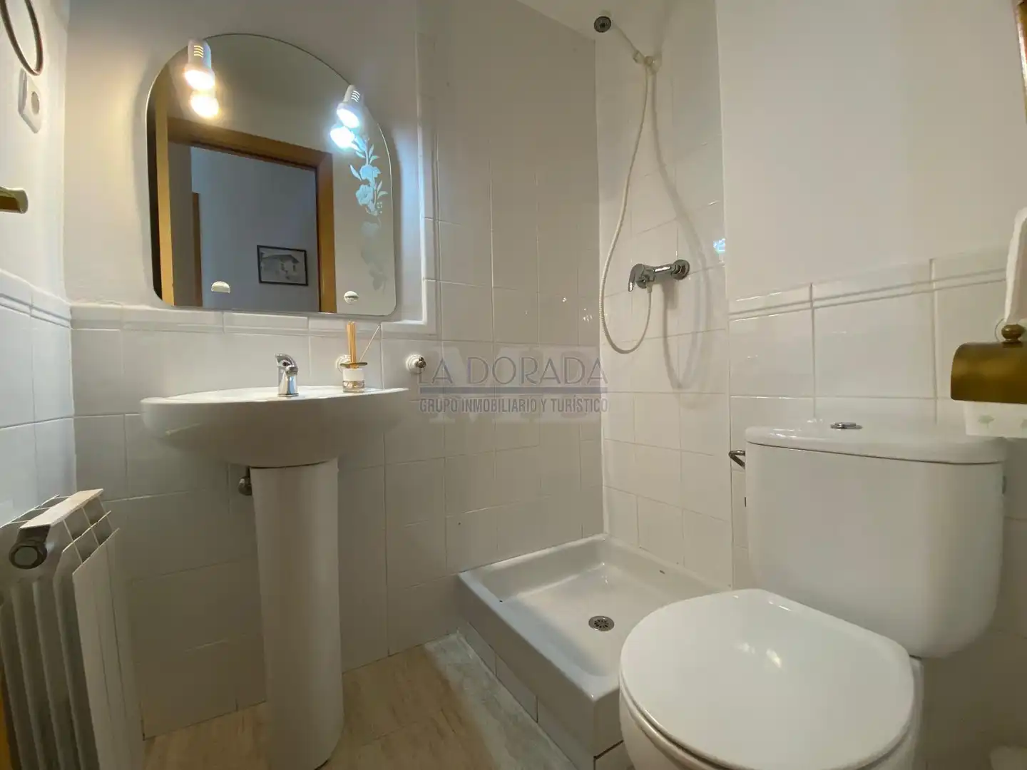 Baño de Casa adosada en venta en Cambrils con Aire acondicionado, Calefacción y Jardín privado