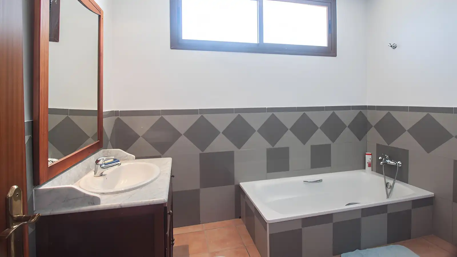 House with pool for sale in Estepona Pueblo, imagen 31