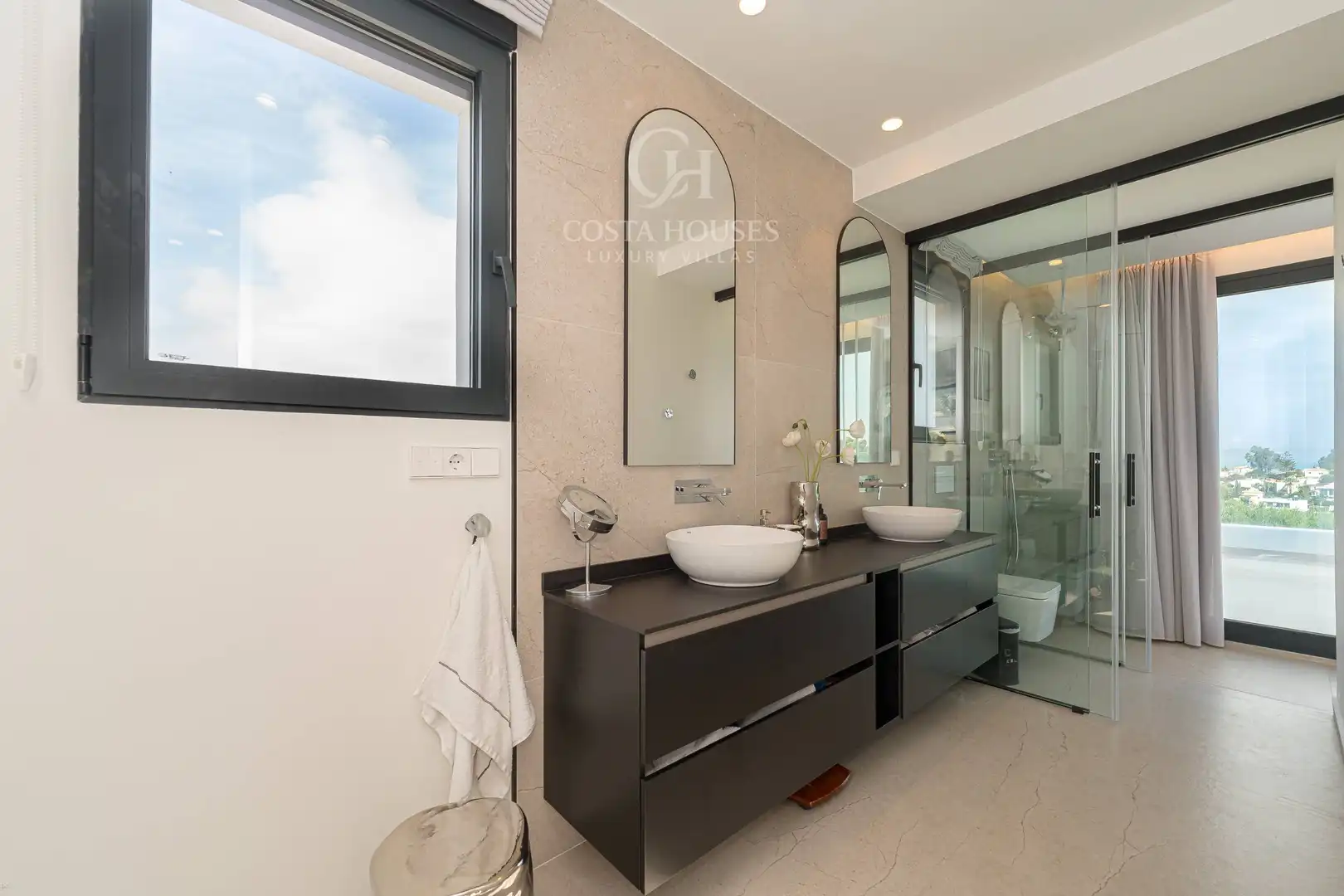 Bathroom of Houses for sale in Dénia  with Air Conditioner, Heating and Private garden