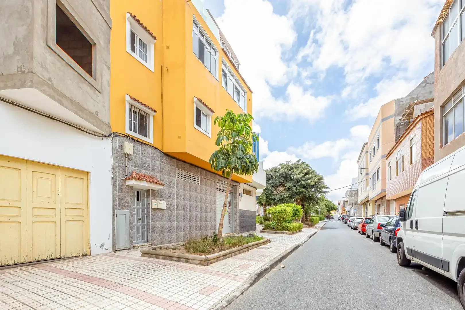 Vista exterior de Pis en venda en Las Palmas de Gran Canaria amb Moblat