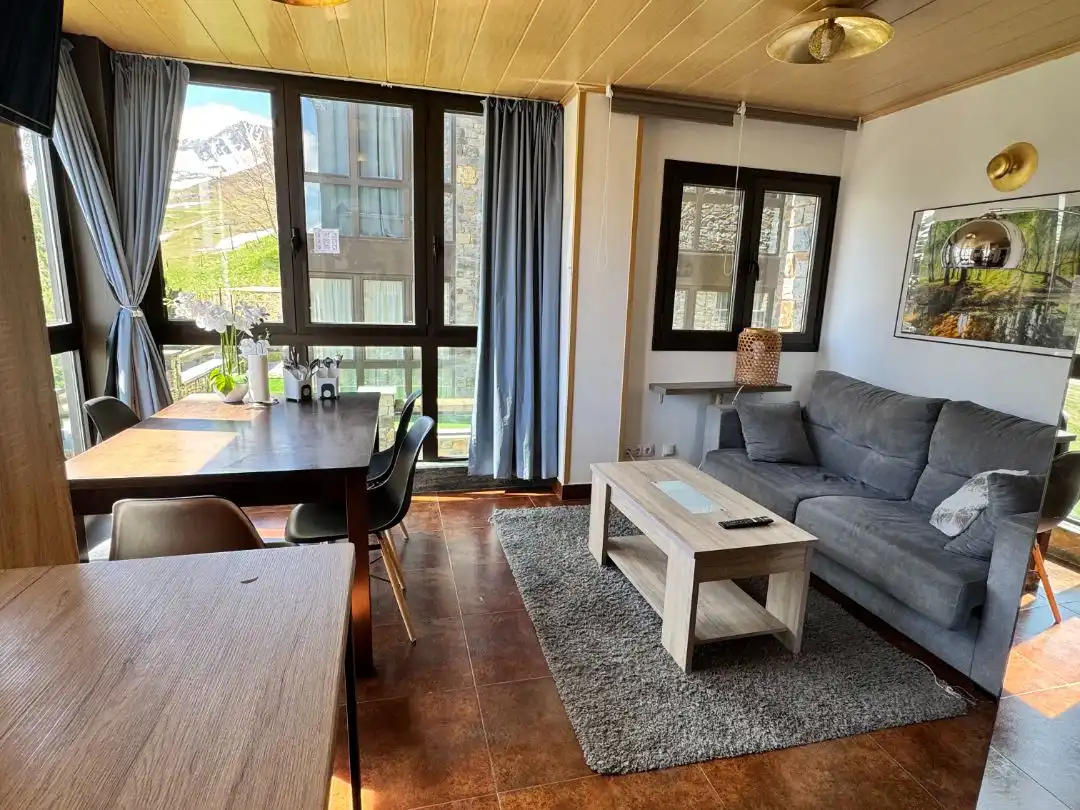 Apartamento con ascensor en venta en de la solana 109, imagen 5
