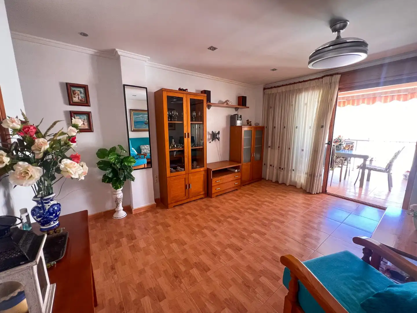 Sala de estar de Ático en venta en Guardamar del Segura con Terraza, Amueblado y Horno