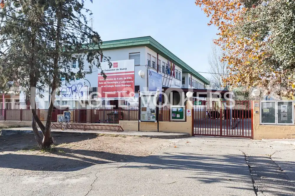 Exterior view of Apartments for rent in Algete  with Air Conditioner, Heating and Private garden