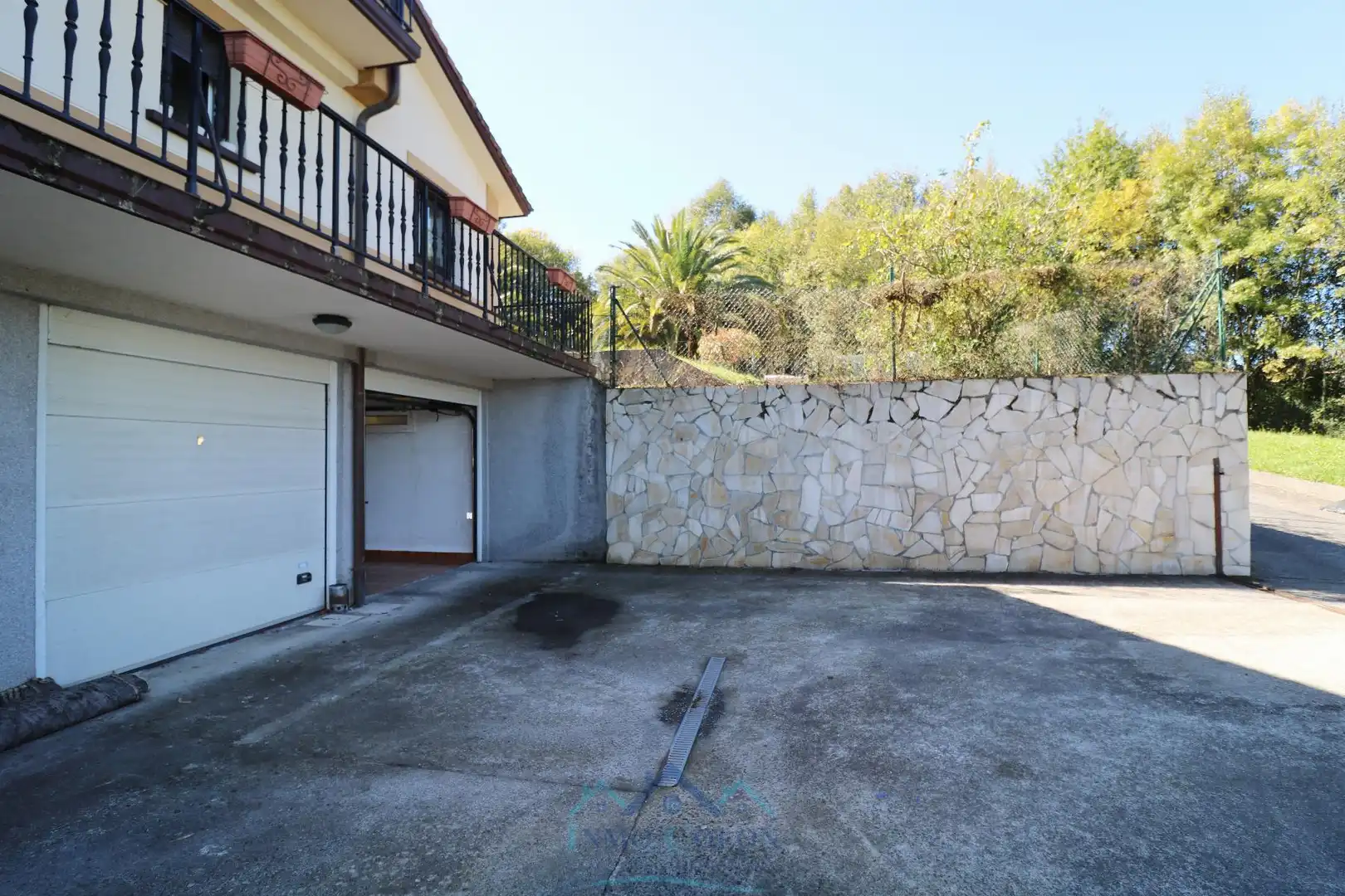 Exterior view of Houses for sale in Irun   with Heating, Terrace and Swimming Pool