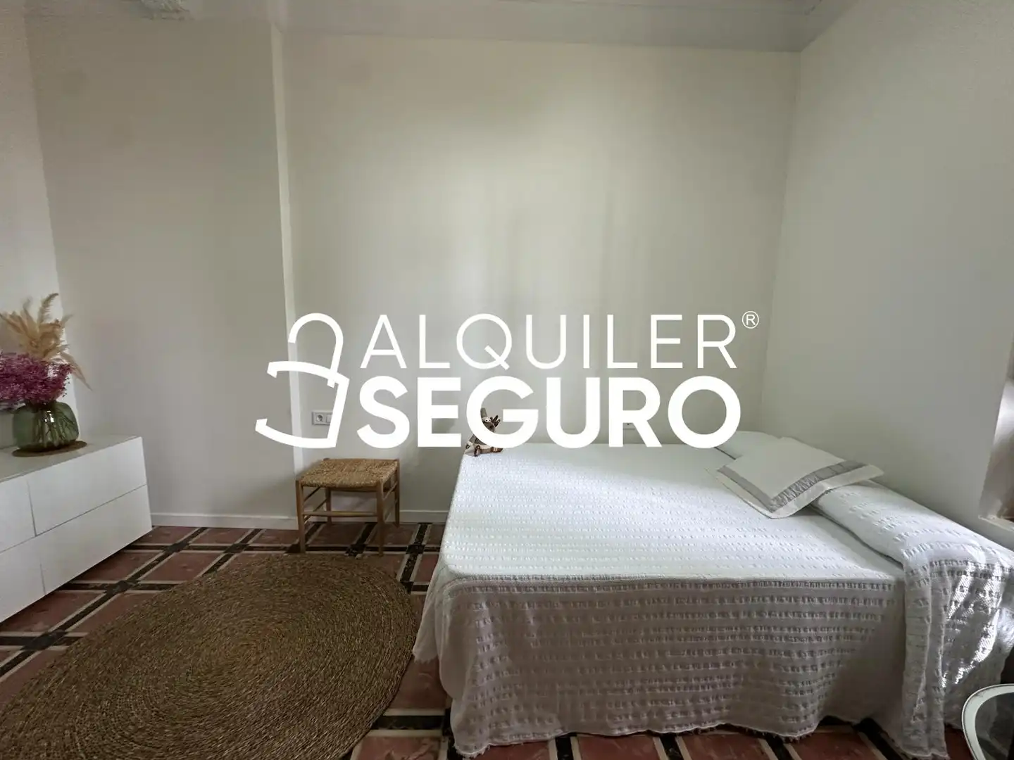 Habitación de Piso de alquiler en Valencia con Aire acondicionado, Terraza y Amueblado