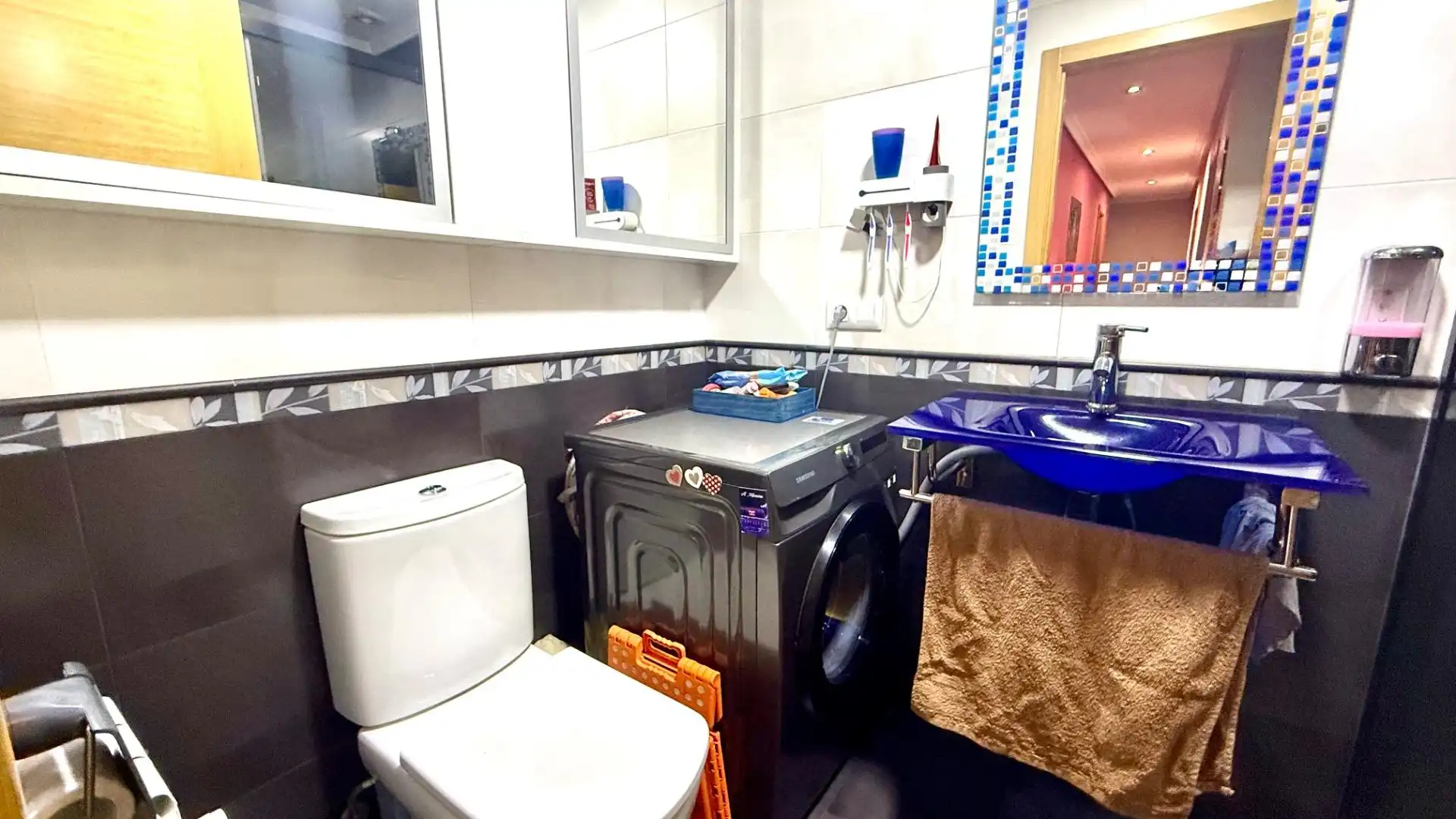 Baño de Piso de alquiler en Ourense Capital  con Calefacción y Trastero