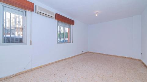 Foto 4 de Casa adosada en venda a Calle Mariana Pineda, Polideportivo, Alhendín