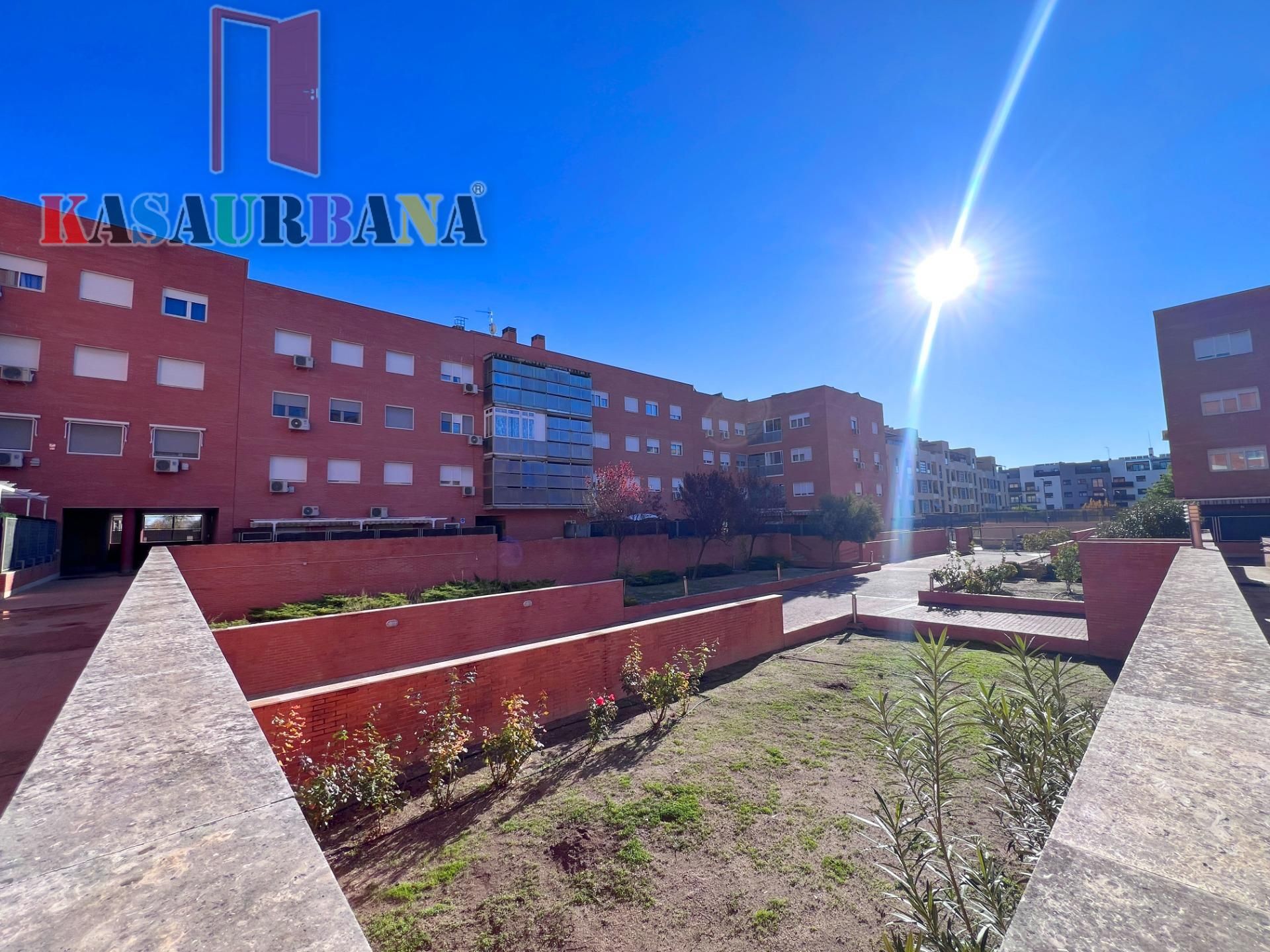 Vista exterior de Pis en venda en Valdemoro amb Aire condicionat, Calefacció i Traster