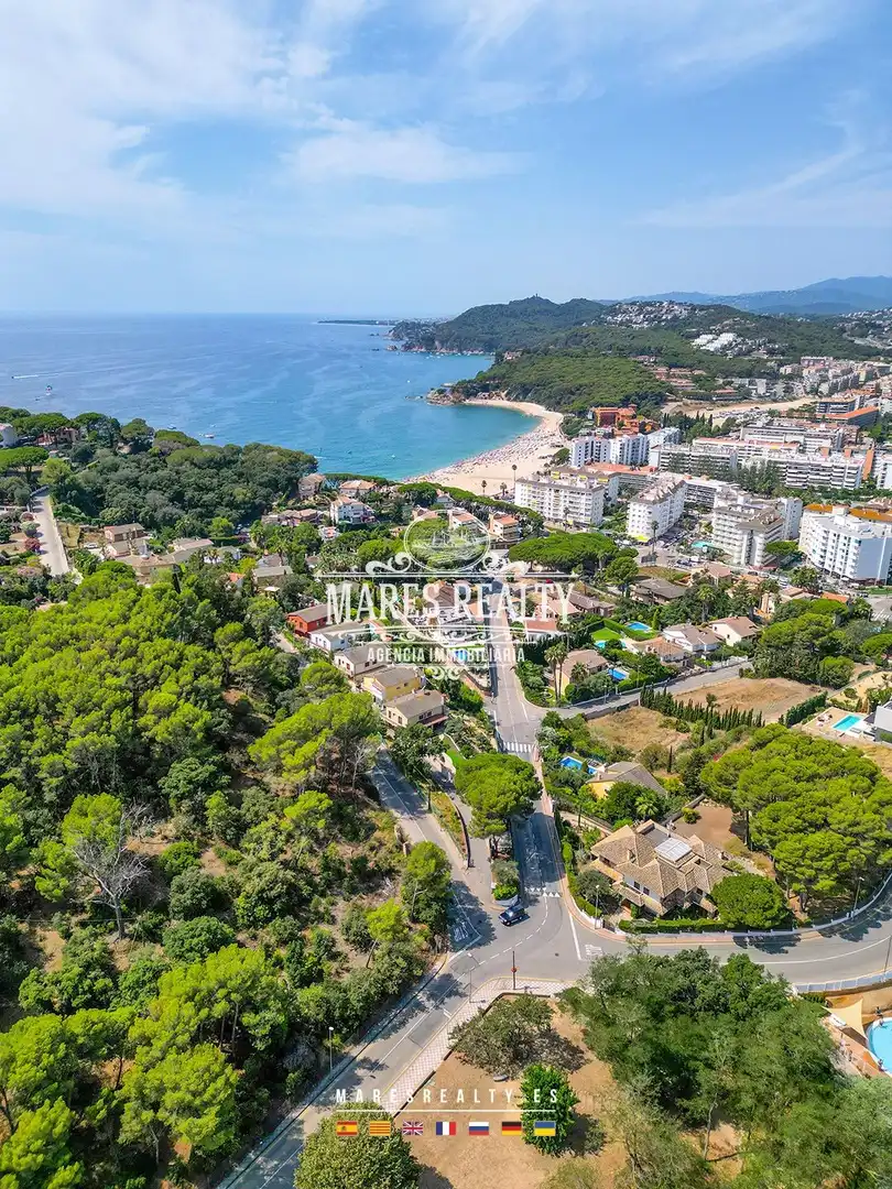 Außenansicht von Haus oder Chalet zum Verkauf in Lloret de Mar mit Klimaanlage, Heizung und Privatgarten