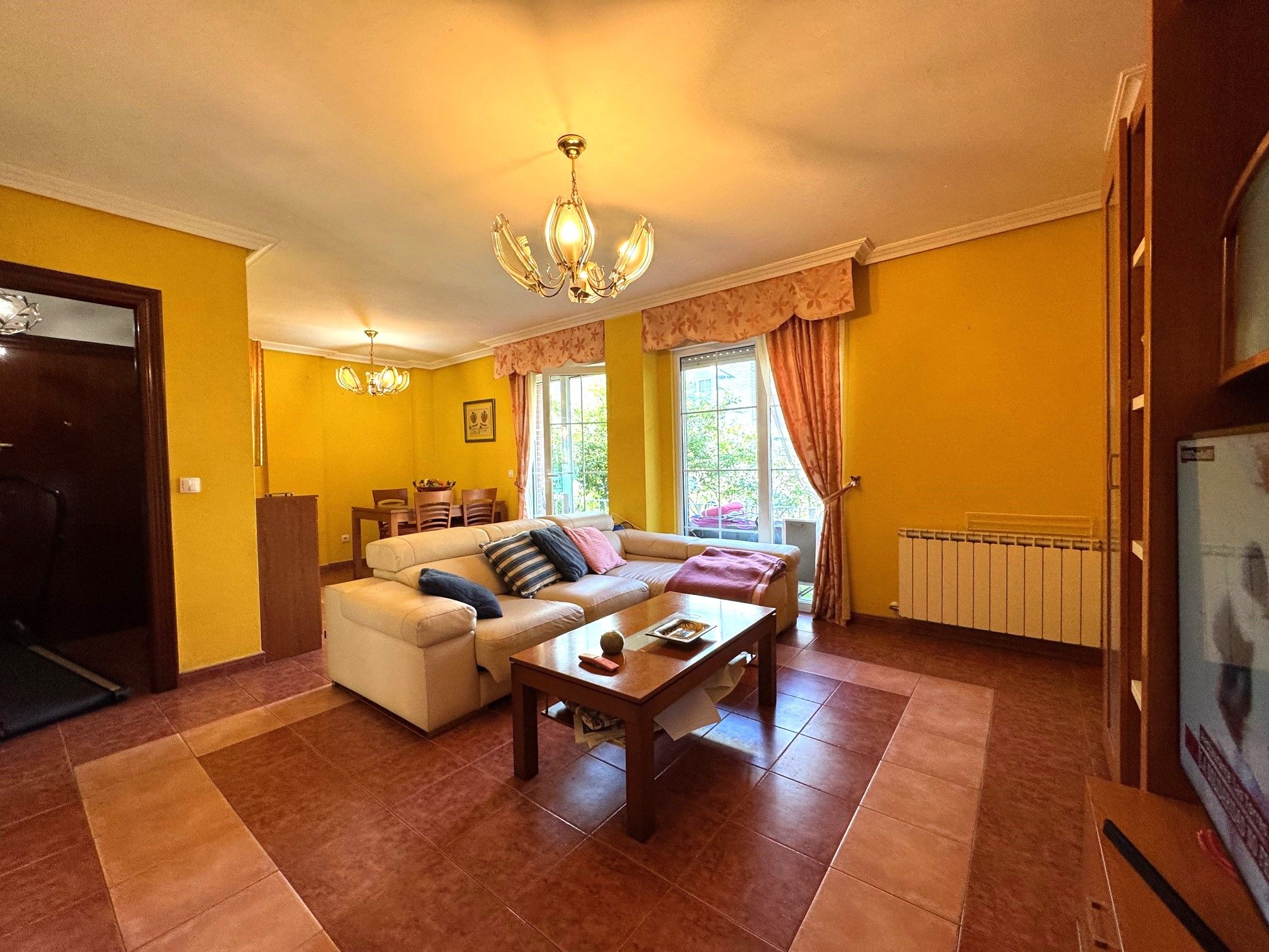 Living room of Duplex for sale in Castro-Urdiales  with Private garden, Parquet flooring and Terrace