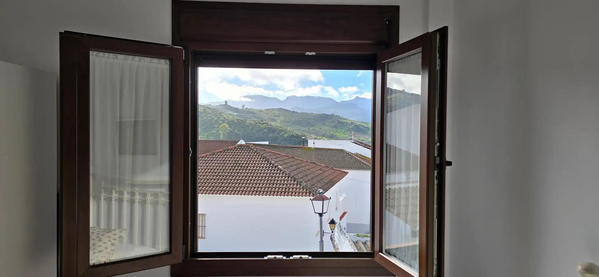 Vista exterior de Casa o chalet en venta en Algodonales con Aire acondicionado, Jardín privado y Terraza