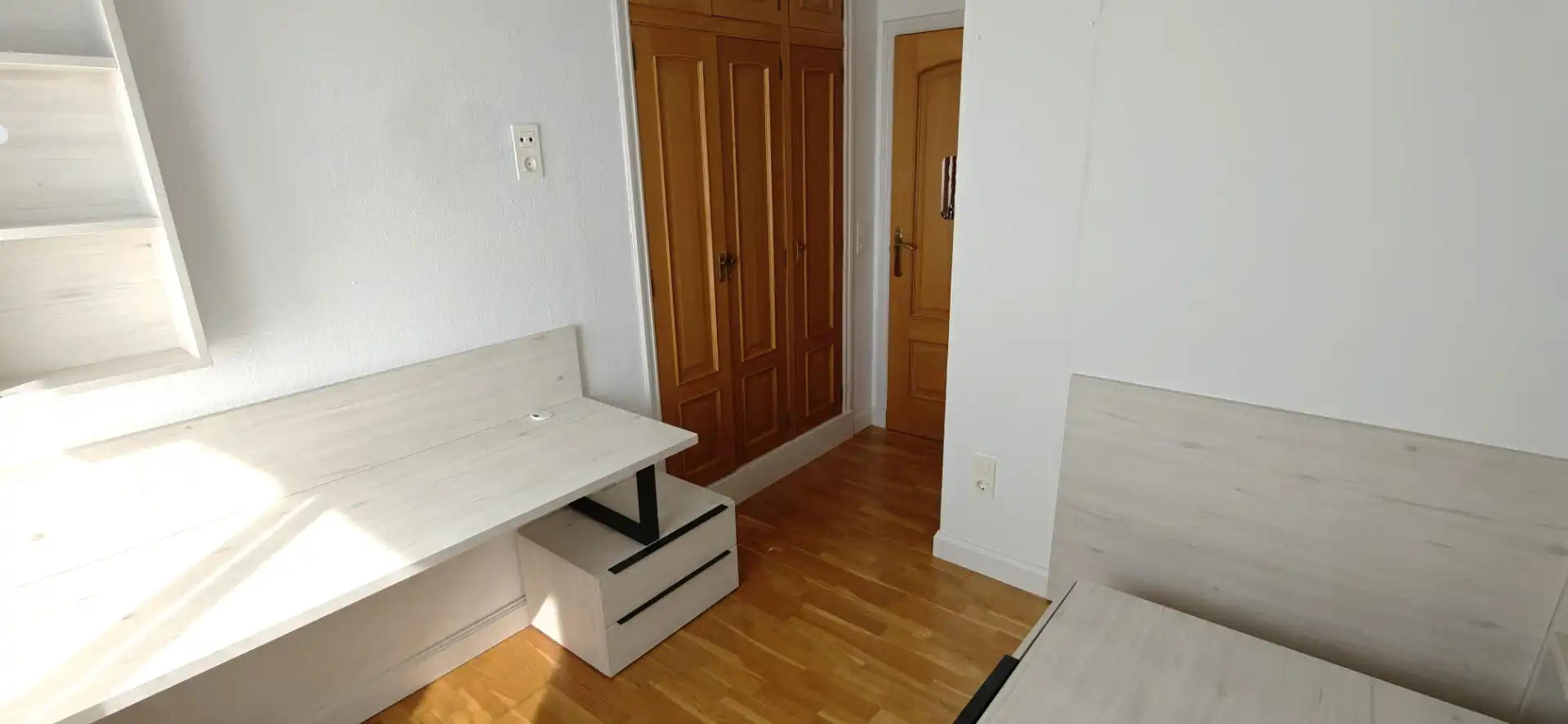 Bedroom of Attic for rent in Zaragoza  with Air Conditioner, Heating and Parquet flooring