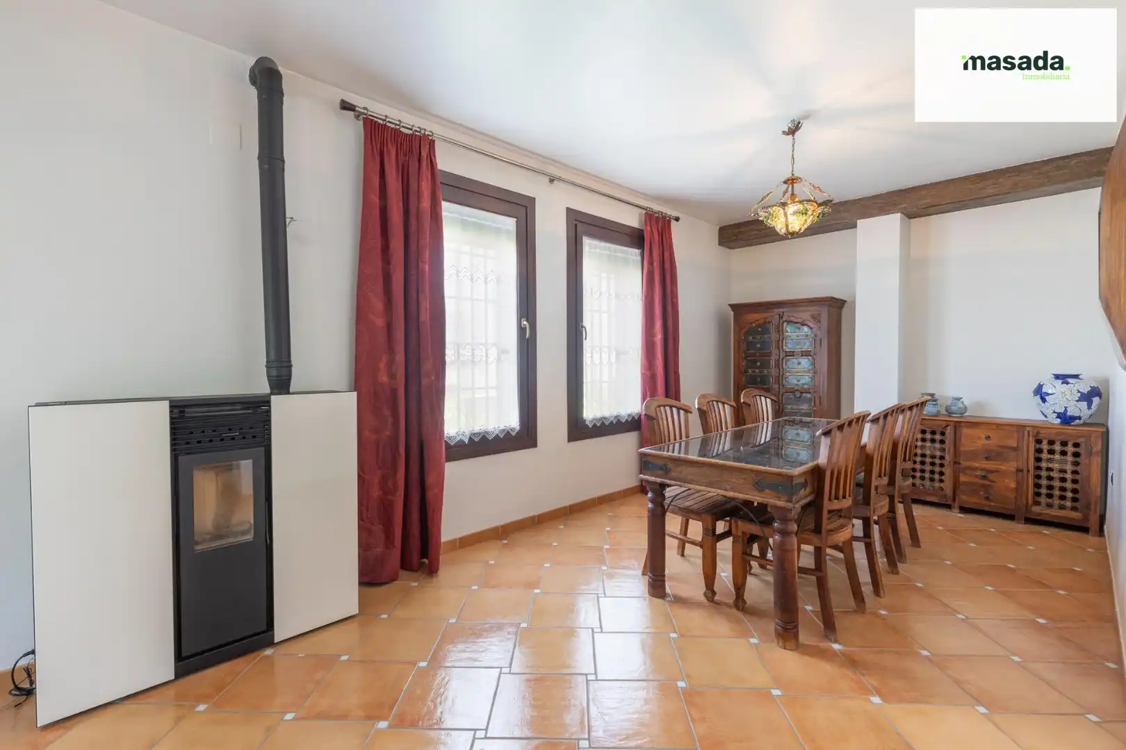 Comedor de Casa o chalet en venta en Vegas del Genil con Calefacción, Jardín privado y Piscina