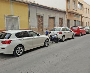 Aparcament de Casa adosada en venda en Elda