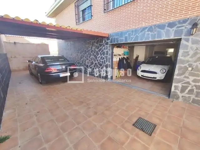 Parking de Casa o chalet en venta en Valdeavero con Aire acondicionado, Calefacción y Parquet